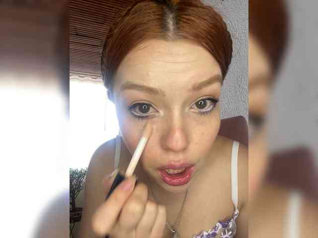 Pamela-Velvet webcam