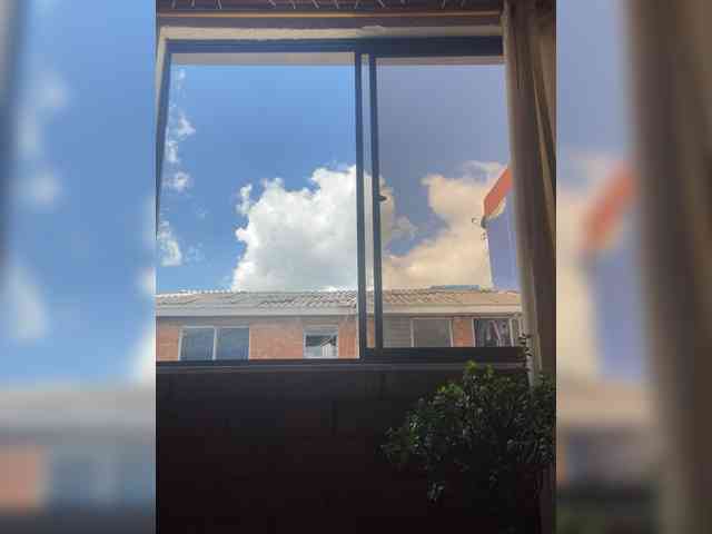 Pamela-Velvet webcam