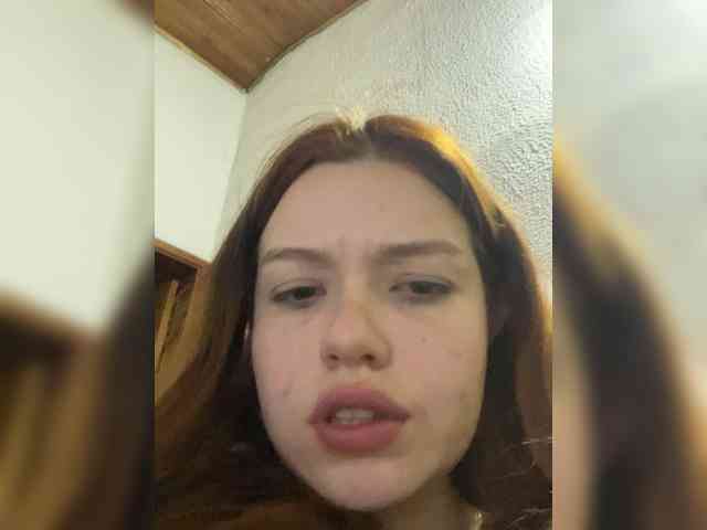 Pamela-Velvet Pamela-Velvet