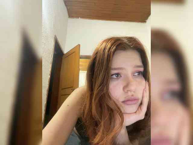 Pamela-Velvet webcam