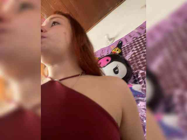 Pamela-Velvet webcam