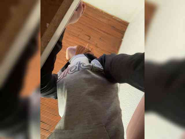 Pamela-Velvet webcam