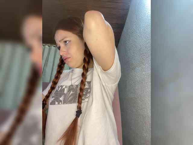 Pamela-Velvet Pamela-Velvet