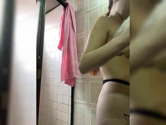 Pamela-Velvet webcam