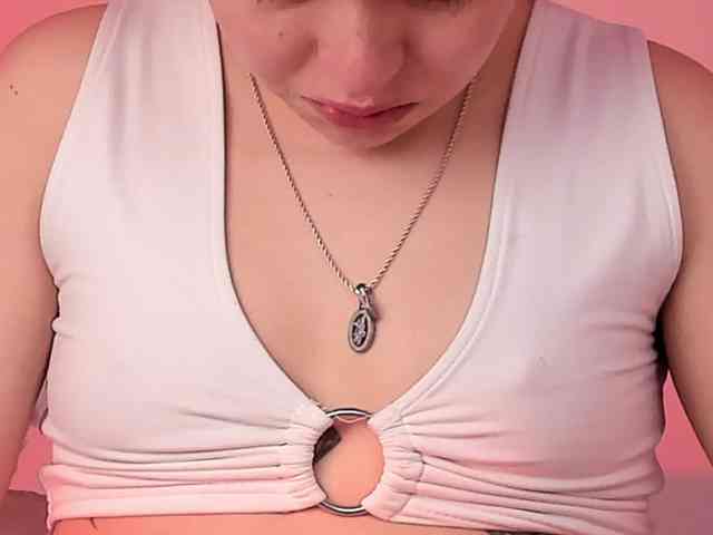 Pamela-Velvet webcam