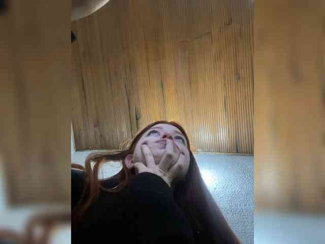 Pamela-Velvet webcam