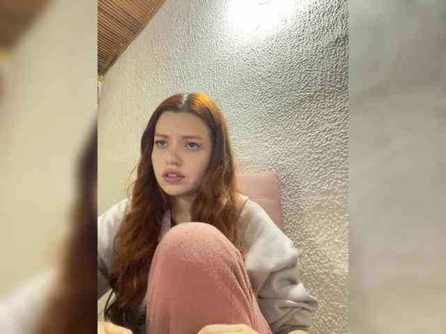 Pamela-Velvet webcam