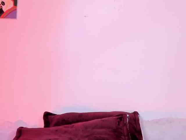 Pamela-Velvet Pamela-Velvet