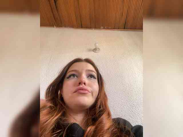 Pamela-Velvet webcam