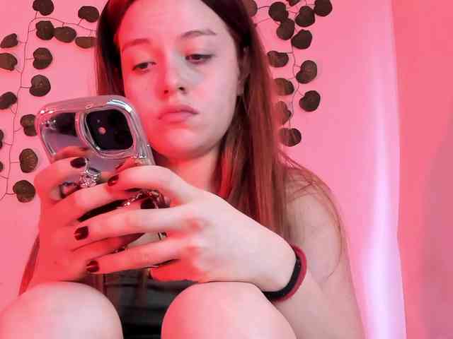 Pamela-Velvet webcam