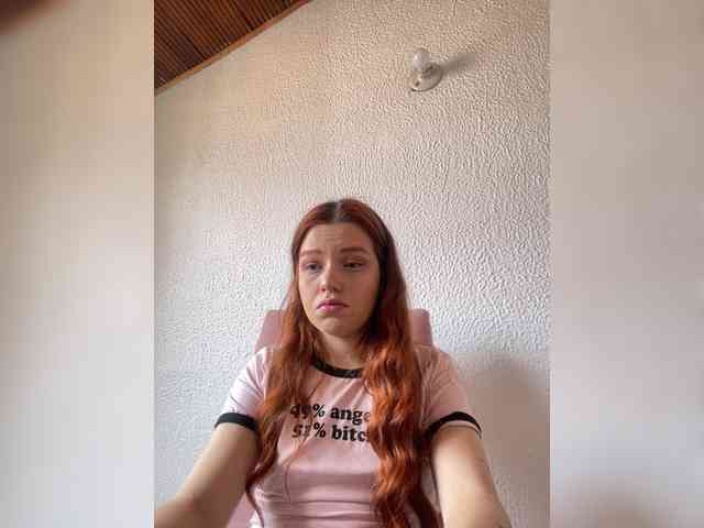 Pamela-Velvet webcam