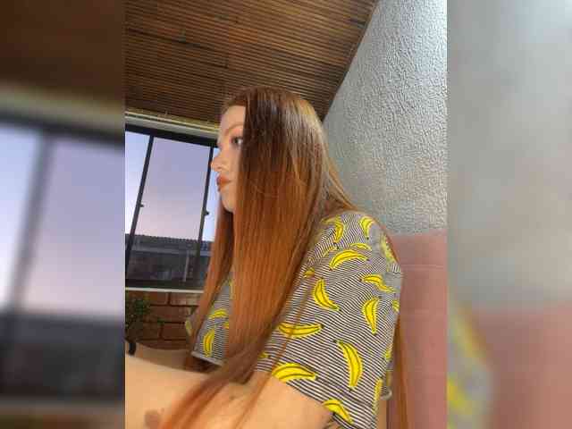 Pamela-Velvet webcam