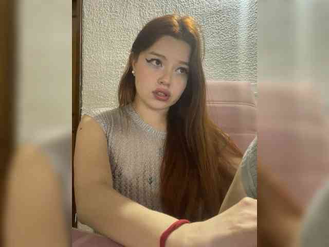 Pamela-Velvet webcam