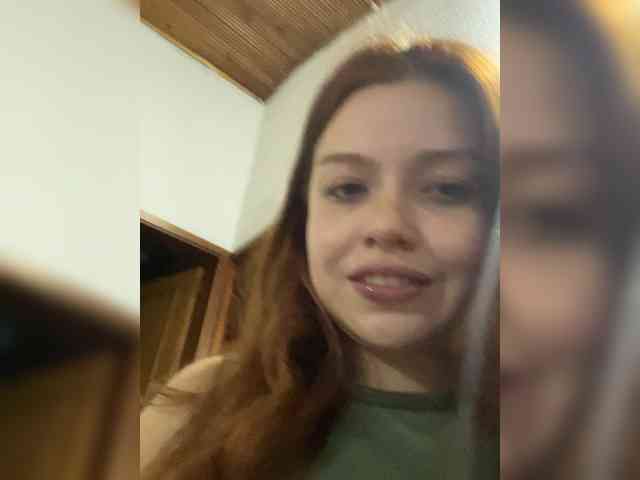 Pamela-Velvet webcam