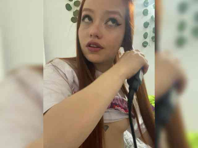 Pamela-Velvet Pamela-Velvet