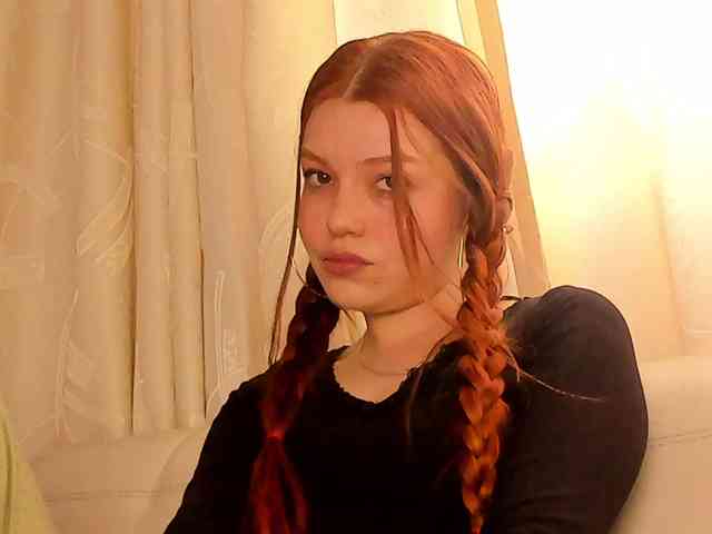 Pamela-Velvet webcam