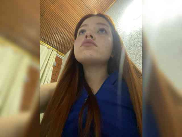 Pamela-Velvet webcam