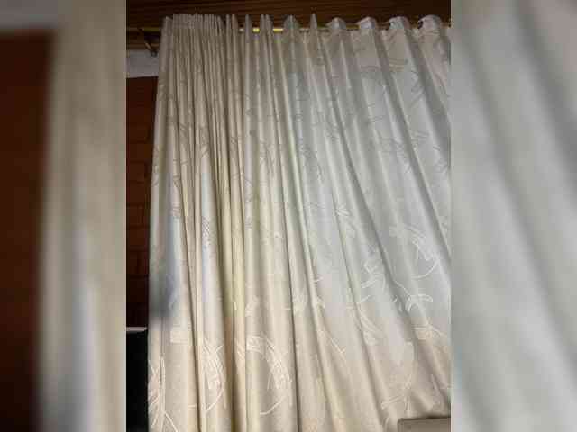 Pamela-Velvet webcam