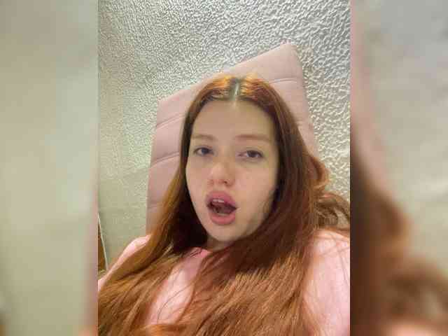 Pamela-Velvet webcam