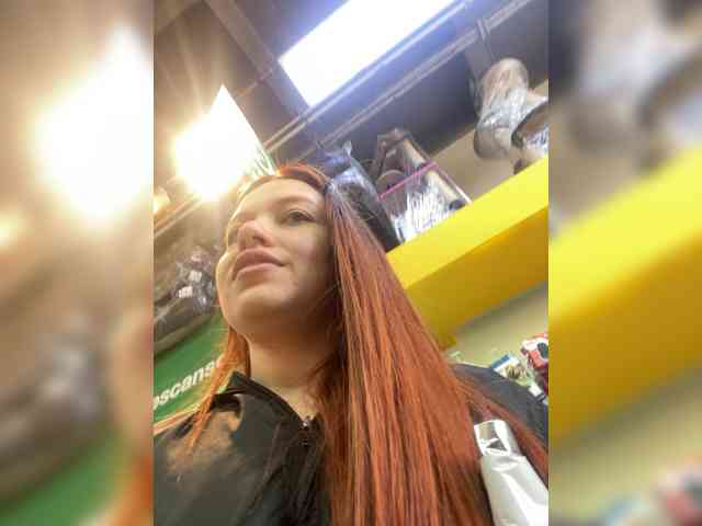 Pamela-Velvet Pamela-Velvet