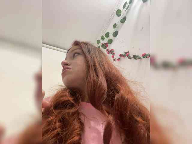 Pamela-Velvet webcam