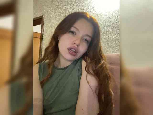 Pamela-Velvet webcam