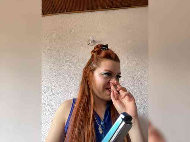 Pamela-Velvet webcam