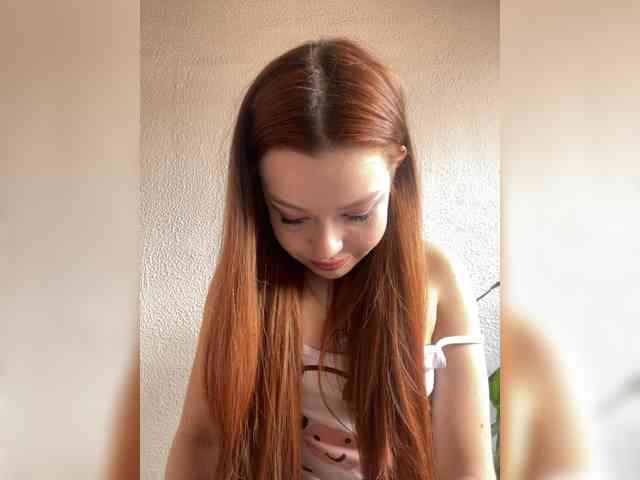 Pamela-Velvet Pamela-Velvet