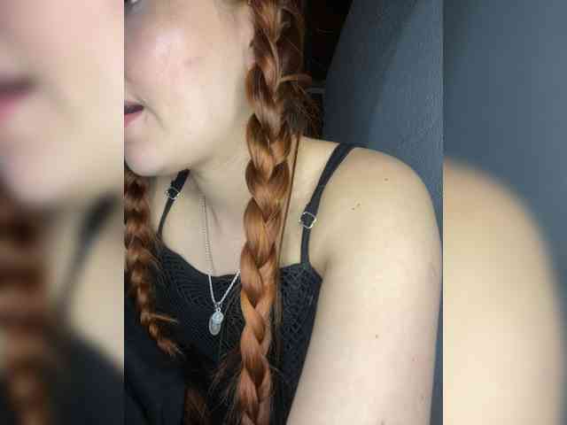 Pamela-Velvet webcam