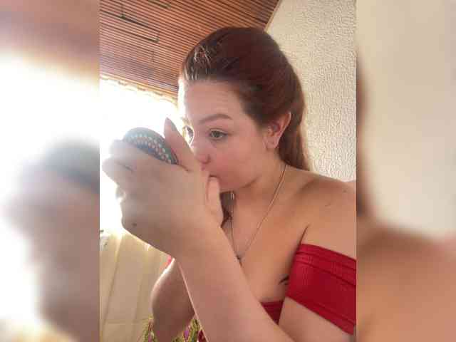 Pamela-Velvet webcam