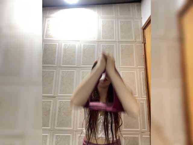 Pamela-Velvet webcam