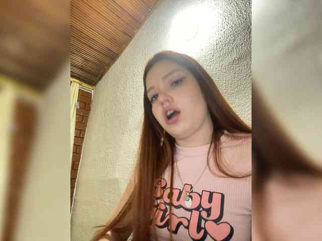 Pamela-Velvet webcam