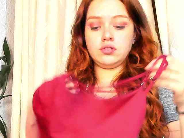 Pamela-Velvet webcam