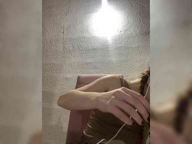 Pamela-Velvet Pamela-Velvet