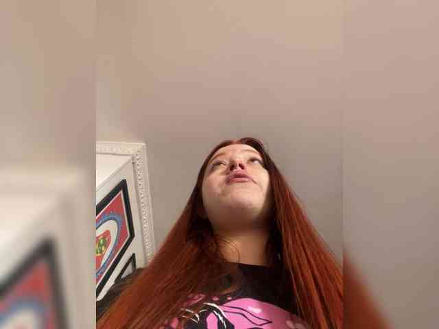 Pamela-Velvet webcam