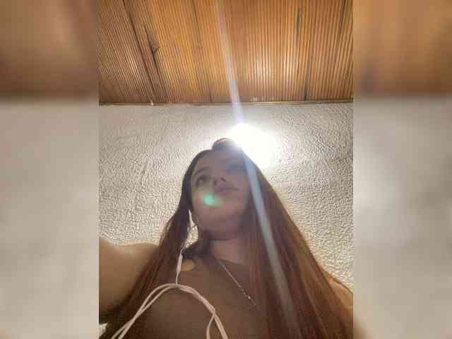 Pamela-Velvet Pamela-Velvet