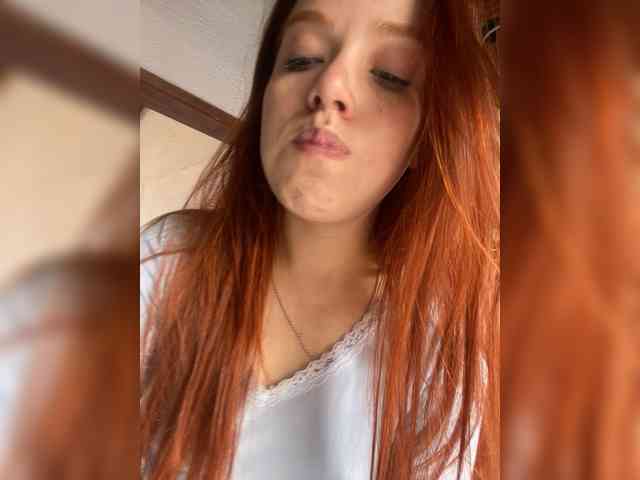 Pamela-Velvet webcam