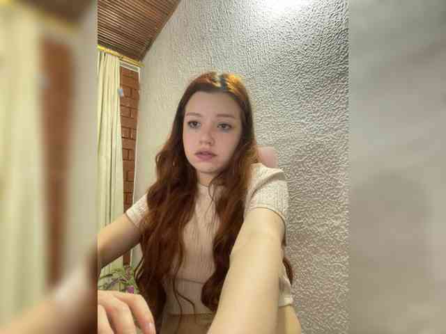 Pamela-Velvet webcam