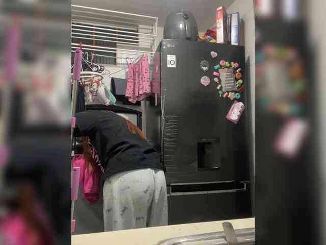 Pamela-Velvet webcam