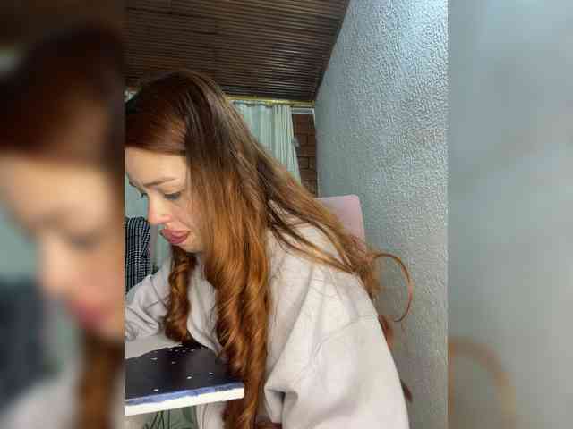 Pamela-Velvet webcam