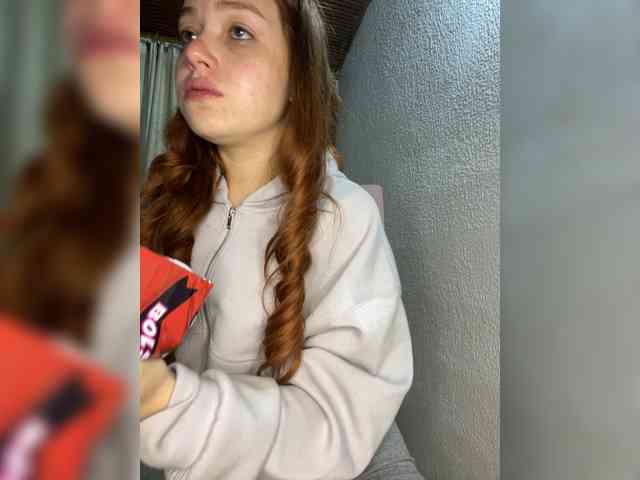 Pamela-Velvet Pamela-Velvet