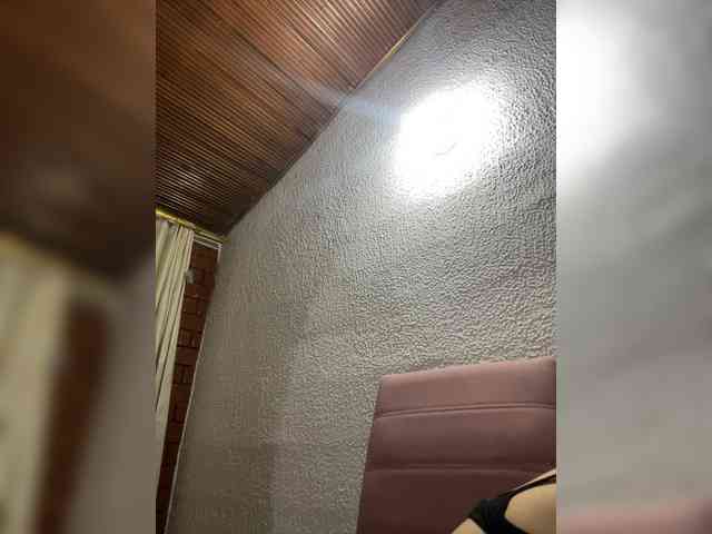 Pamela-Velvet webcam