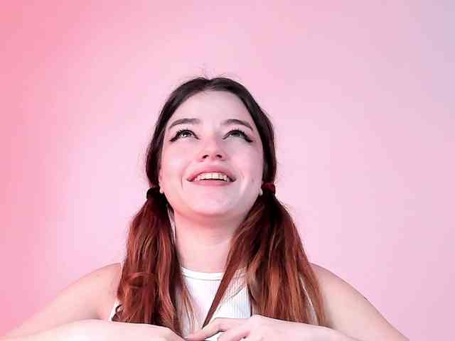 Pamela-Velvet webcam