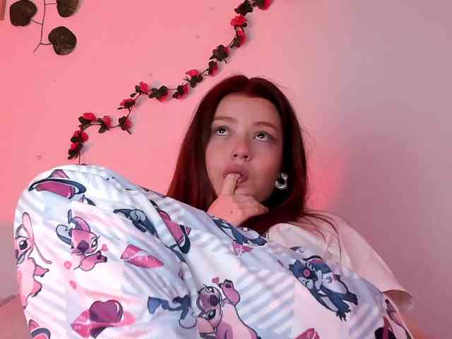 Pamela-Velvet Pamela-Velvet