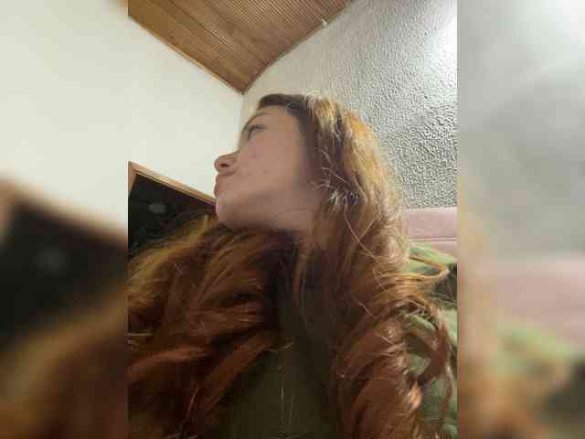 Pamela-Velvet Pamela-Velvet