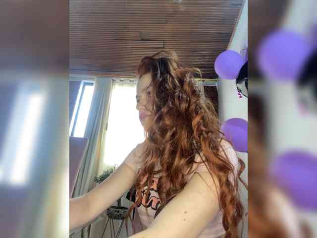 Pamela-Velvet webcam