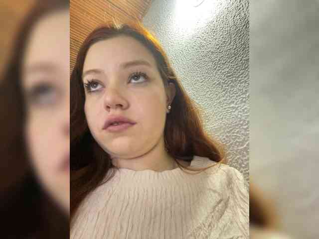 Pamela-Velvet webcam