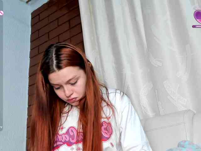 Pamela-Velvet webcam