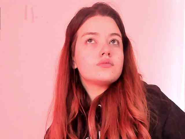 Pamela-Velvet webcam