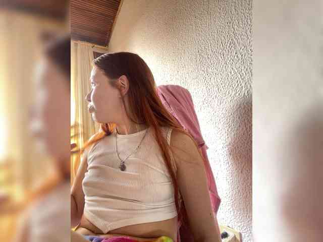 Pamela-Velvet webcam